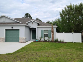New 3bed Close to Beaches and Attractions